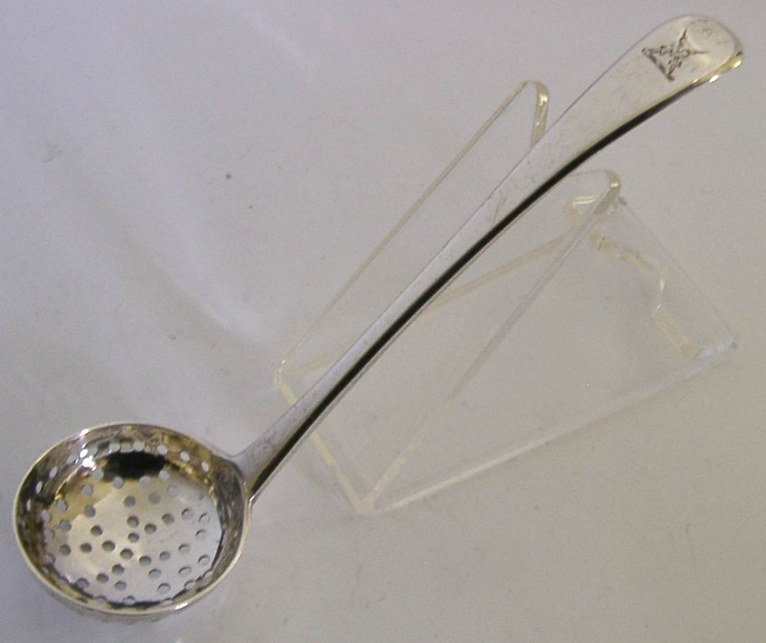 STERLING SILVER FITCH FAMILY CREST SPICE SIFTER SPOON 1812 GEORGIAN ANTIQUE