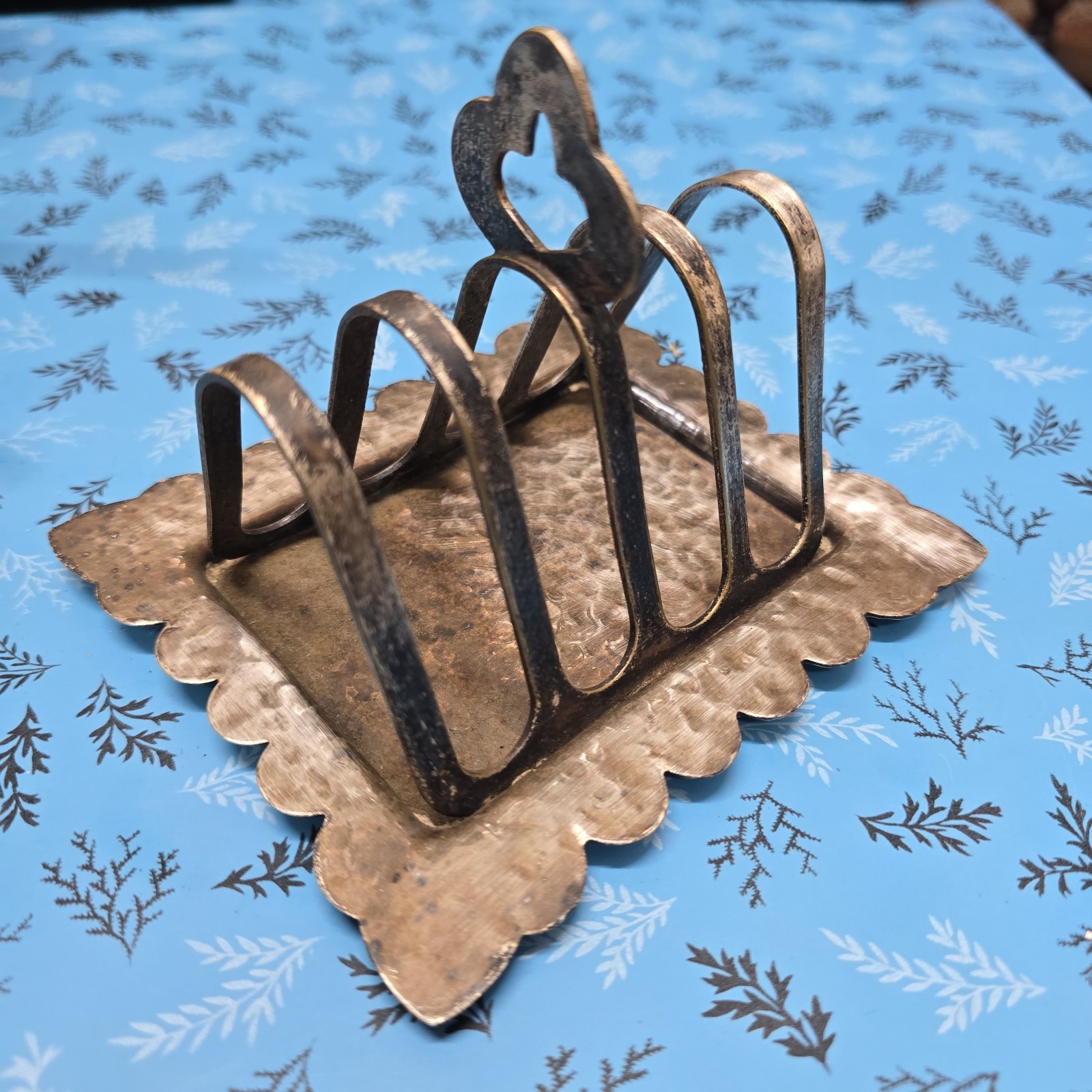 Antique Silver Plated 4 Slice Toast Rack Height 13 cm x 11 cm x 9 cm