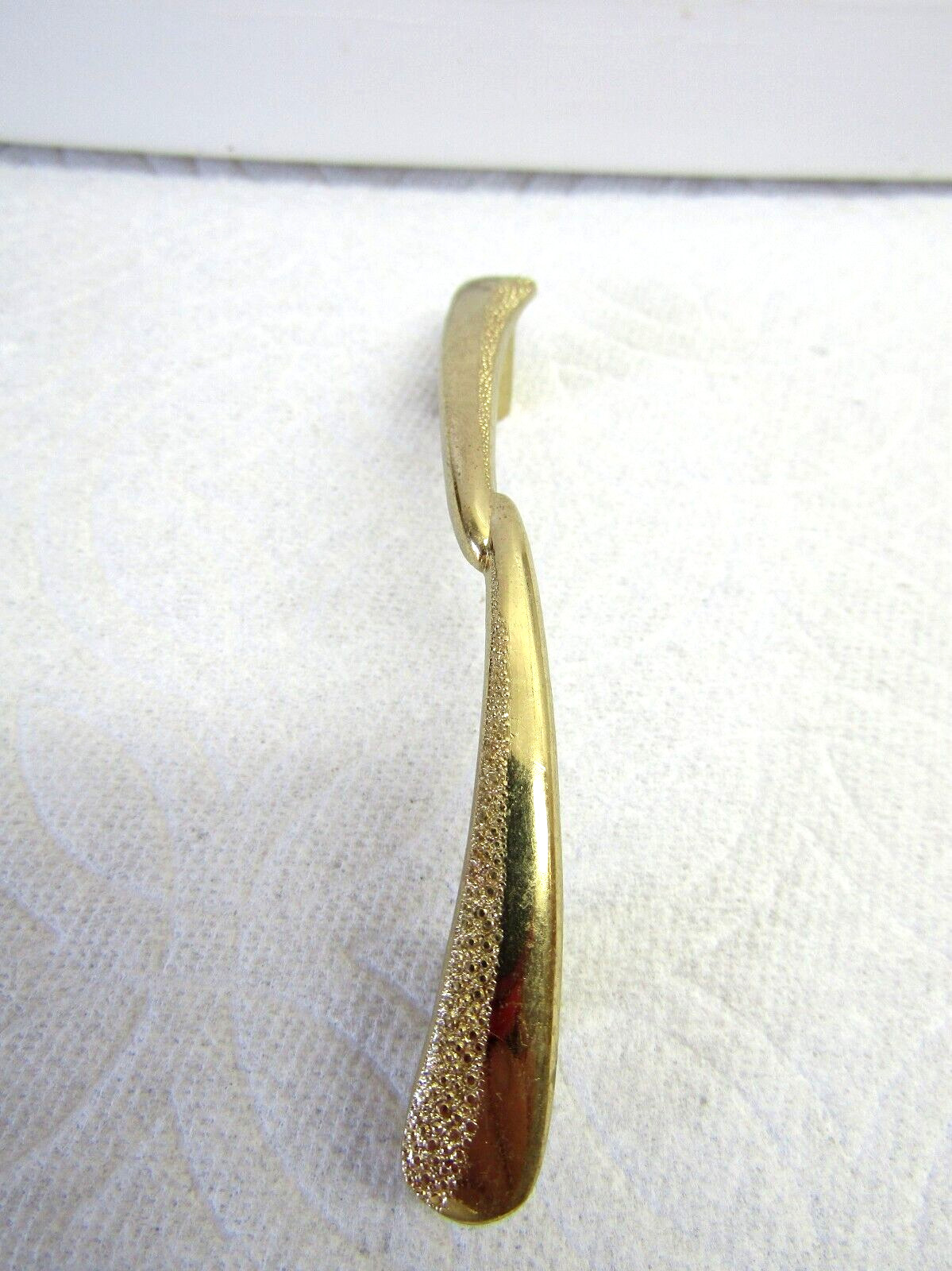 Two Vintage Nos Brass Drawer Pulls Cabinet Door & Furniture Handles