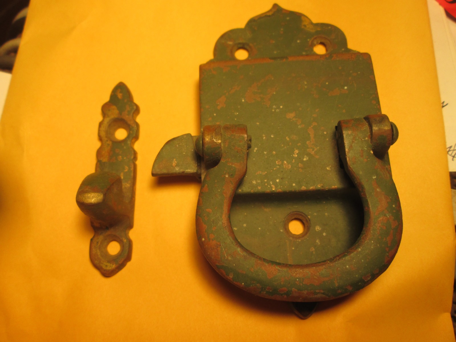 True Vintage Antique Cast Brass Ice Box Door Latch Left 7350