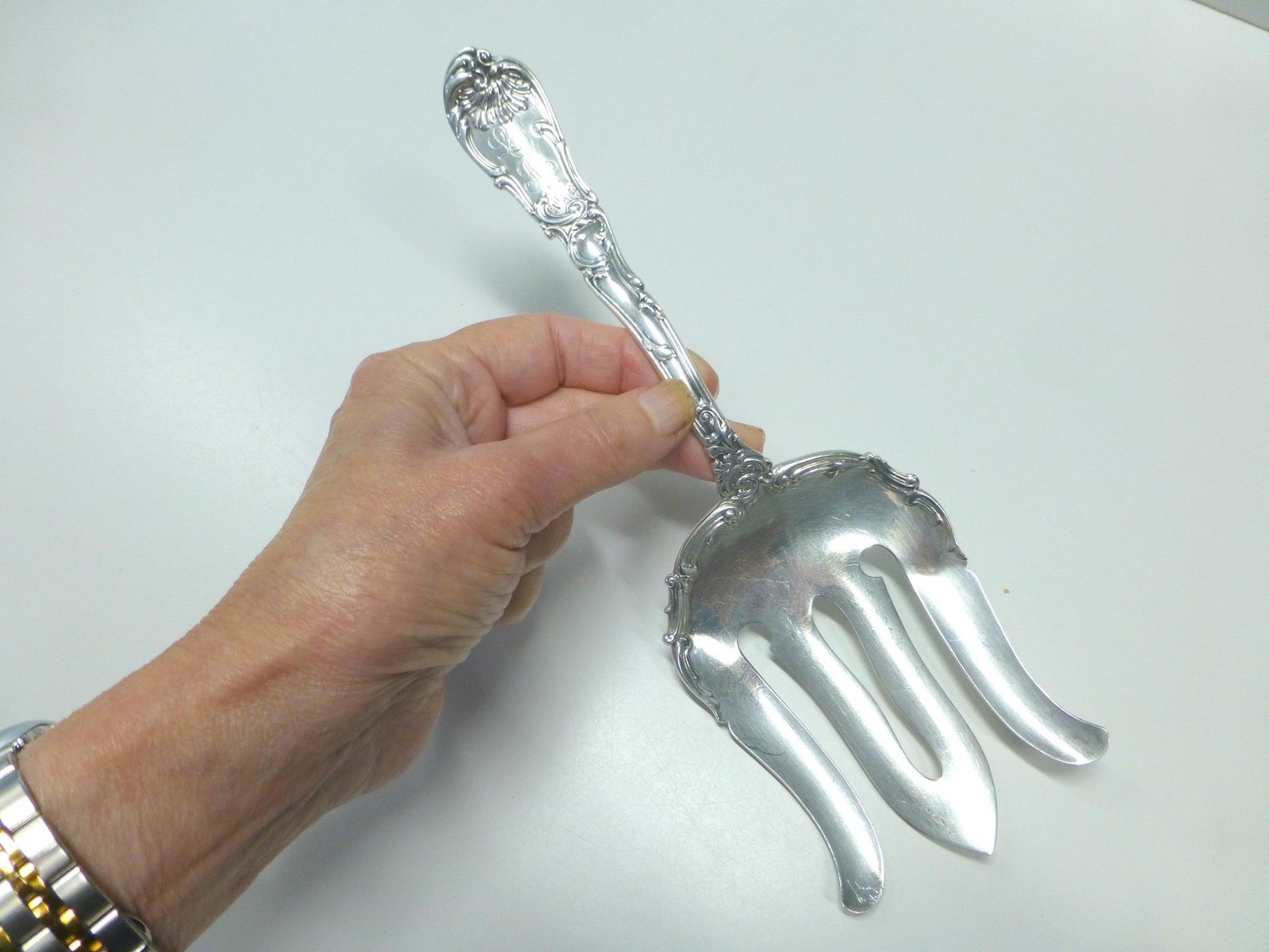 RARE Gorham HANOVER Sterling Silver Asparagus Server Fork / Fish Serving Fork 9″
