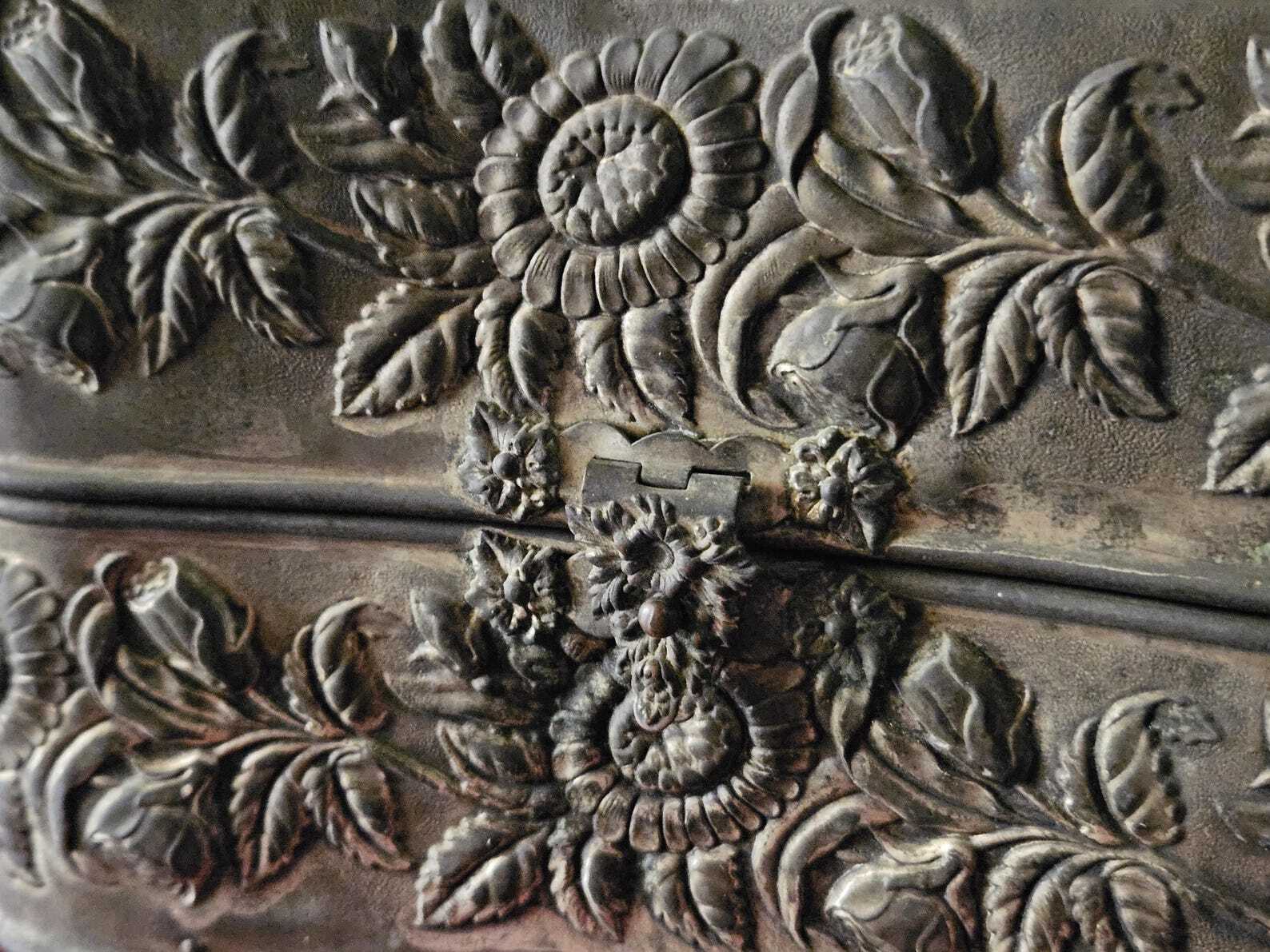 Antique Silver Collar Box with Repousse Flowers and Red Fabric, Victorian Silver