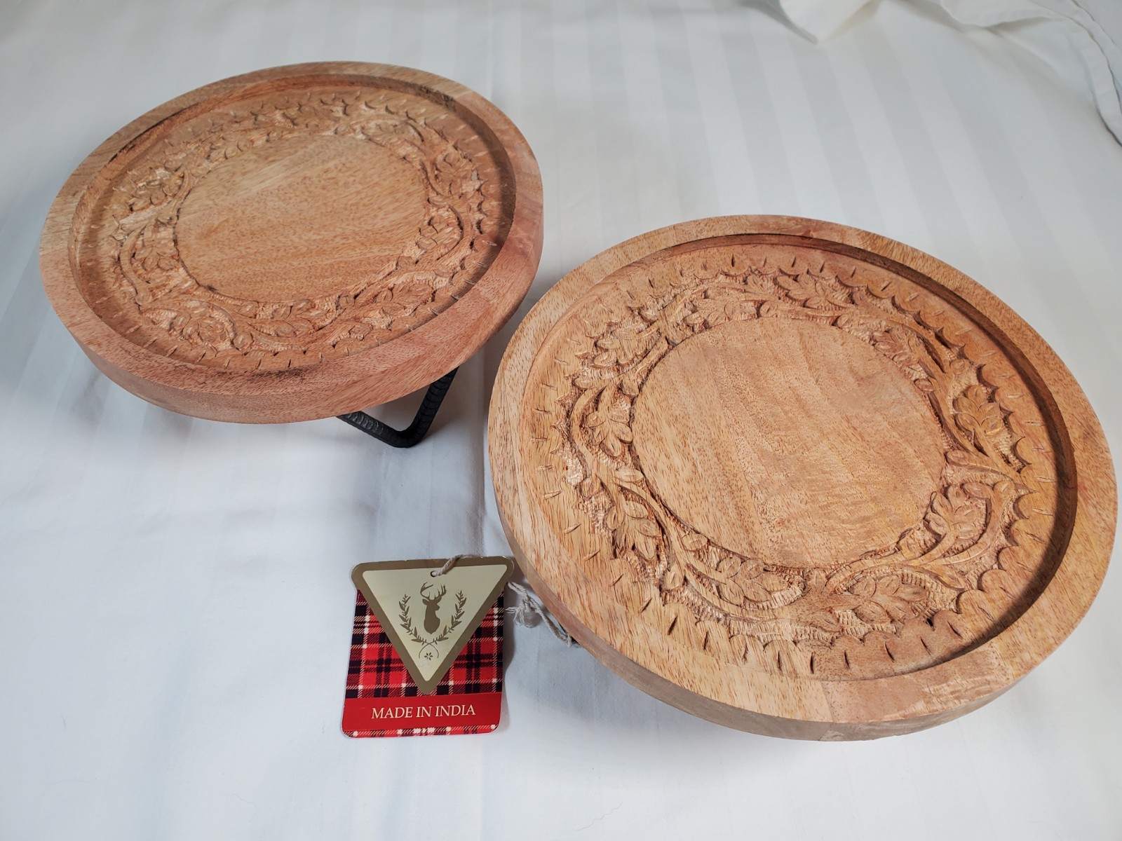 Two Lovely Antique Carved Wooden Carved Leaves And Metal Legs