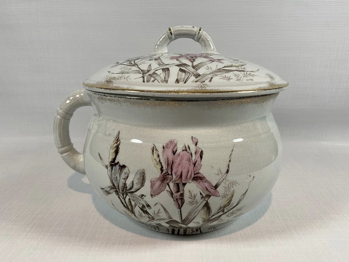 Antique 1904 Mercer Chamber Pot W/Lid Tacoma Pattern Floral Signed