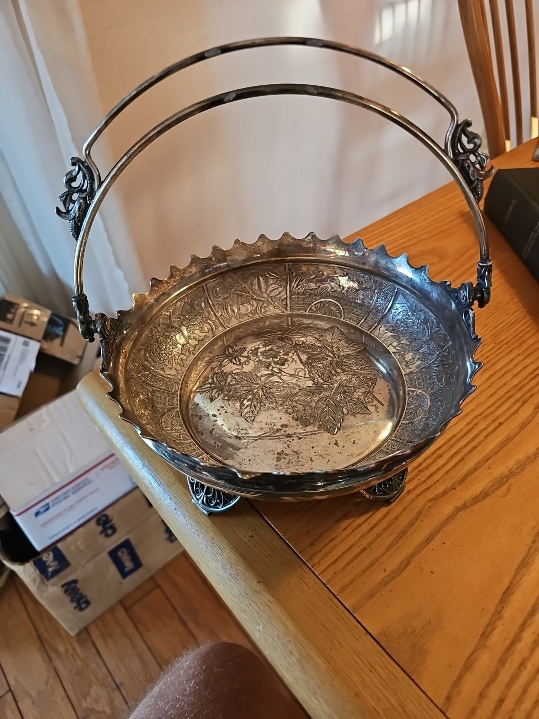 Antique Rockford 1857 Quadruple Silver Plate w/ Handle Footed fruit bowl