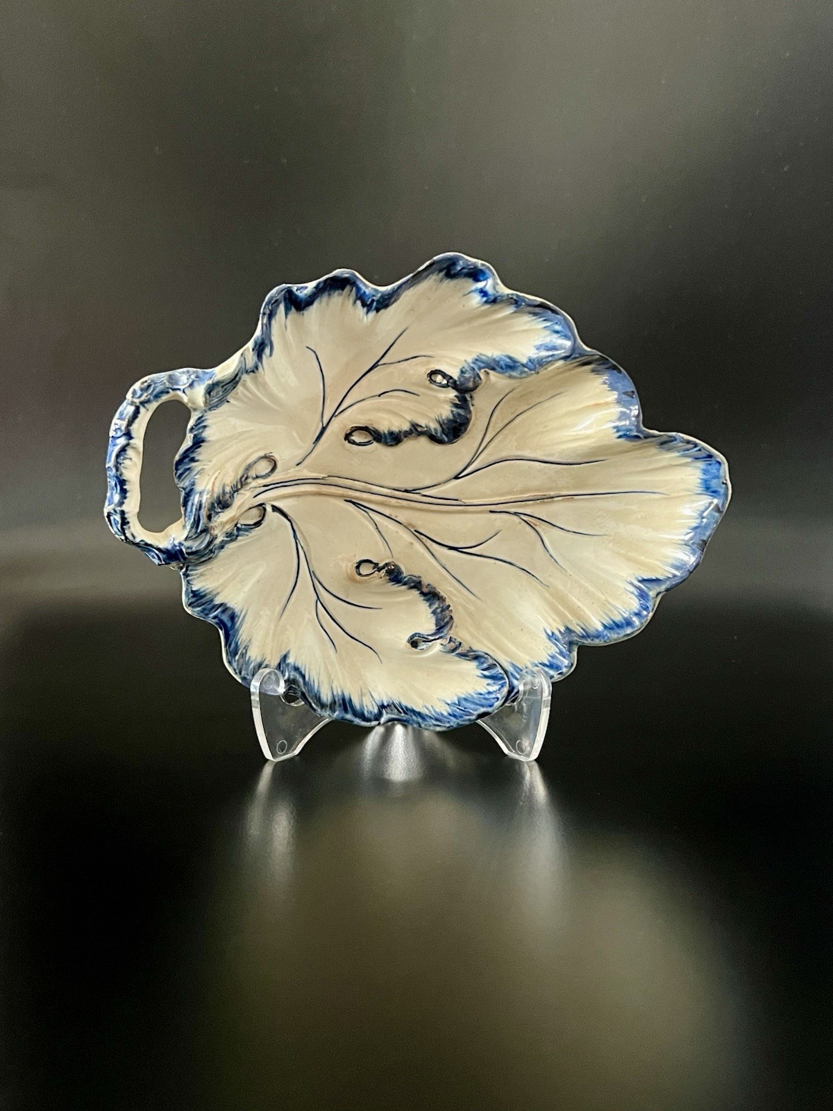 Antique Wedgwood Creamware Leaf Pickle Dish ca. 1759-69 by Josiah Wedgwood I