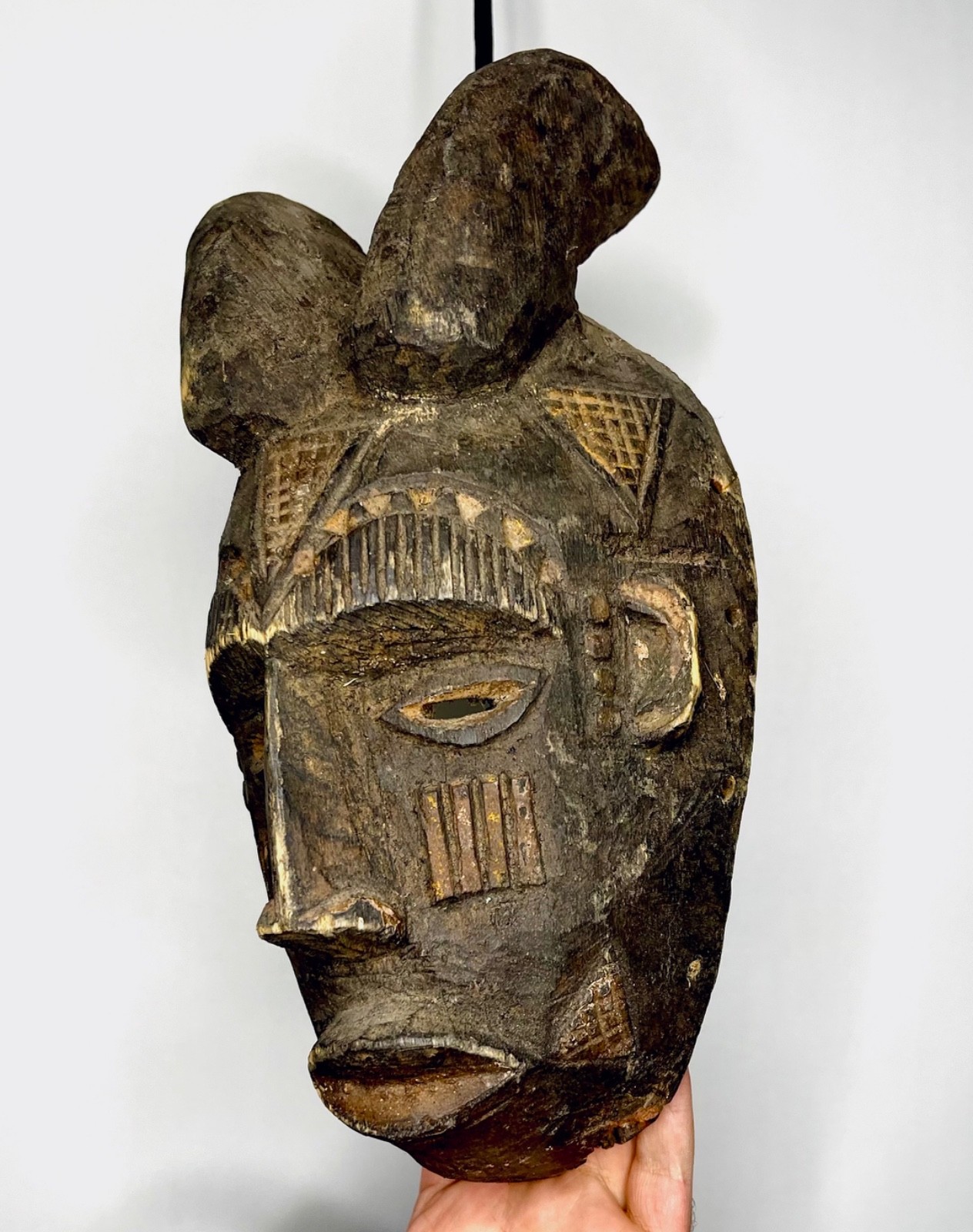 Mblo Portrait Mask. Baule People, Côte d’Ivoire.