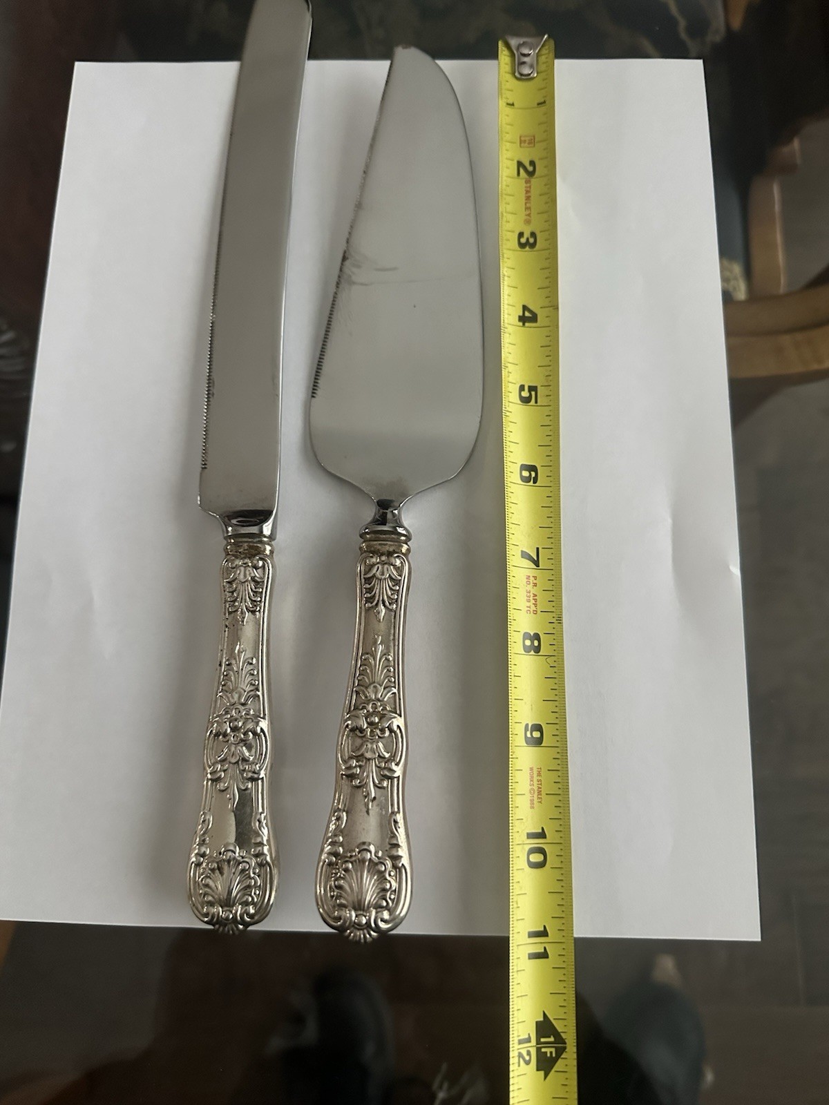 ENGLISH KING by TIFFANY & Co Sterling Silver handle serrated cake knife & server