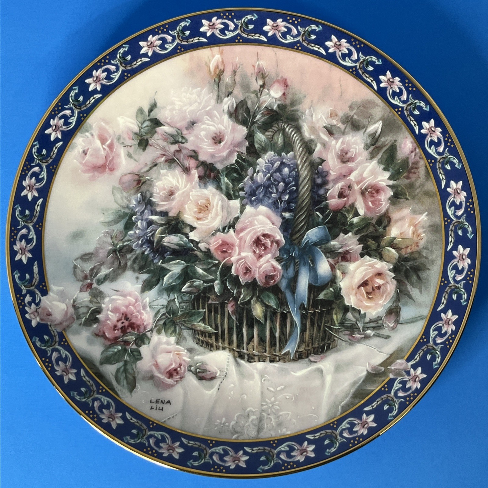 Roses Collector Plate Gold Trim by Lena Liu Basket Bouquets WS George 1992