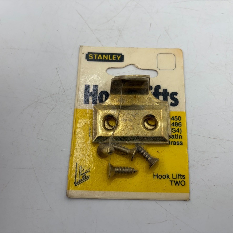 Vintage NOS Brass Stanley Hook Sash Lift & Screws Set of 2 Made in usa 75-1450