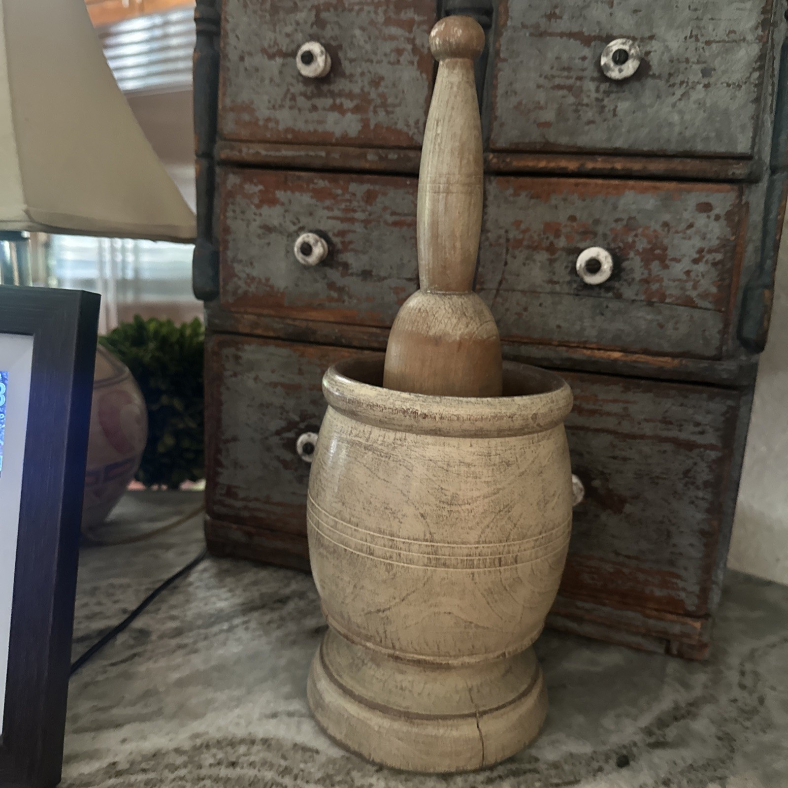 Great primitive antique 1800’s Mortar & Pestle white Paint 7″