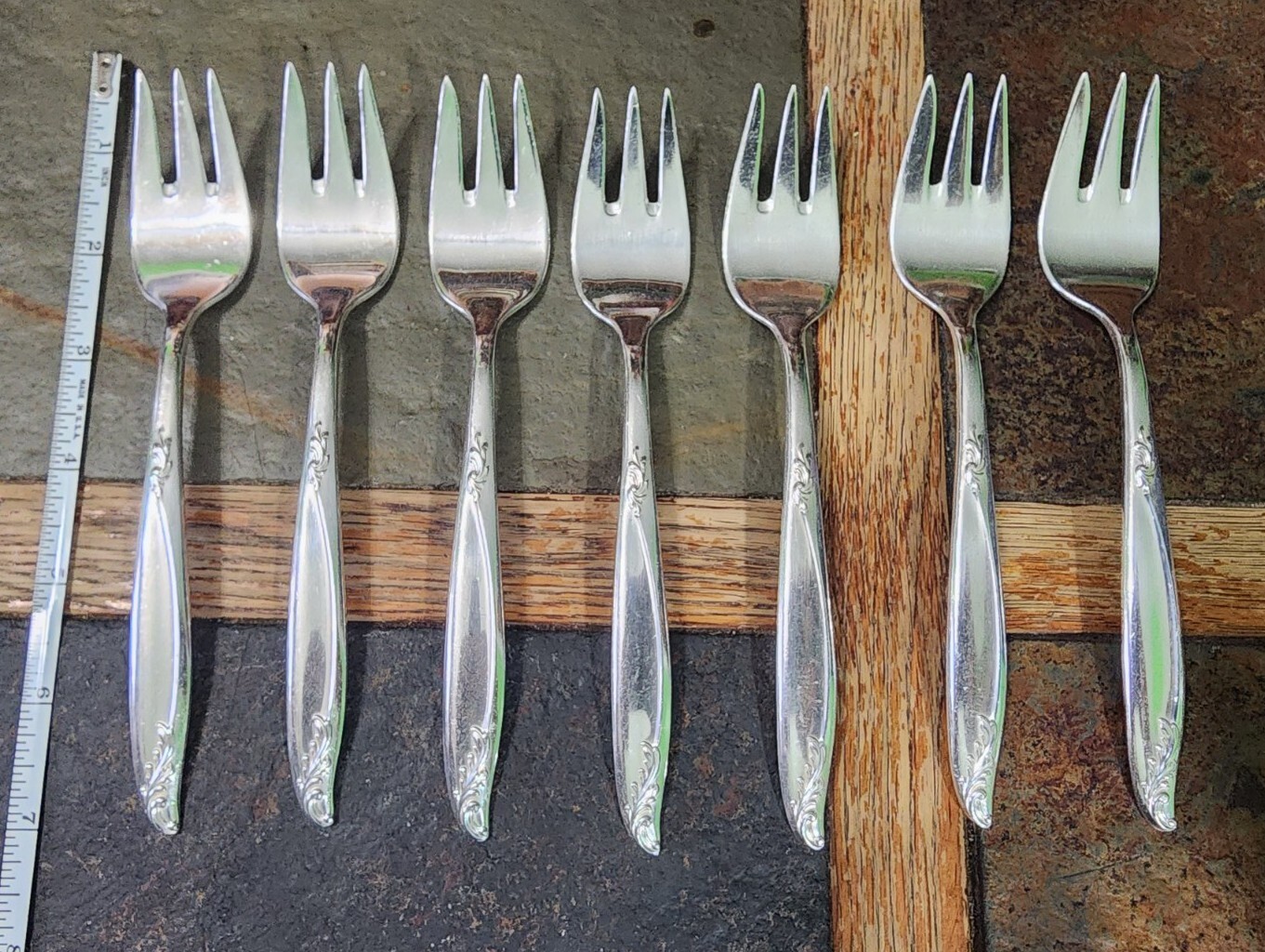 ✅ LOT OF 7 MID CENTURY c1958 WOODSONG SILVERPLATED “6 5/8” SALAD 🥗🍅 FORKS