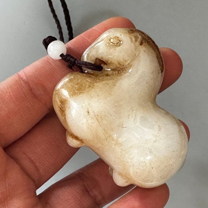 Vintage China Antique Archaize Old Hsiuyen Jade Horse Pendant Lucky Collection