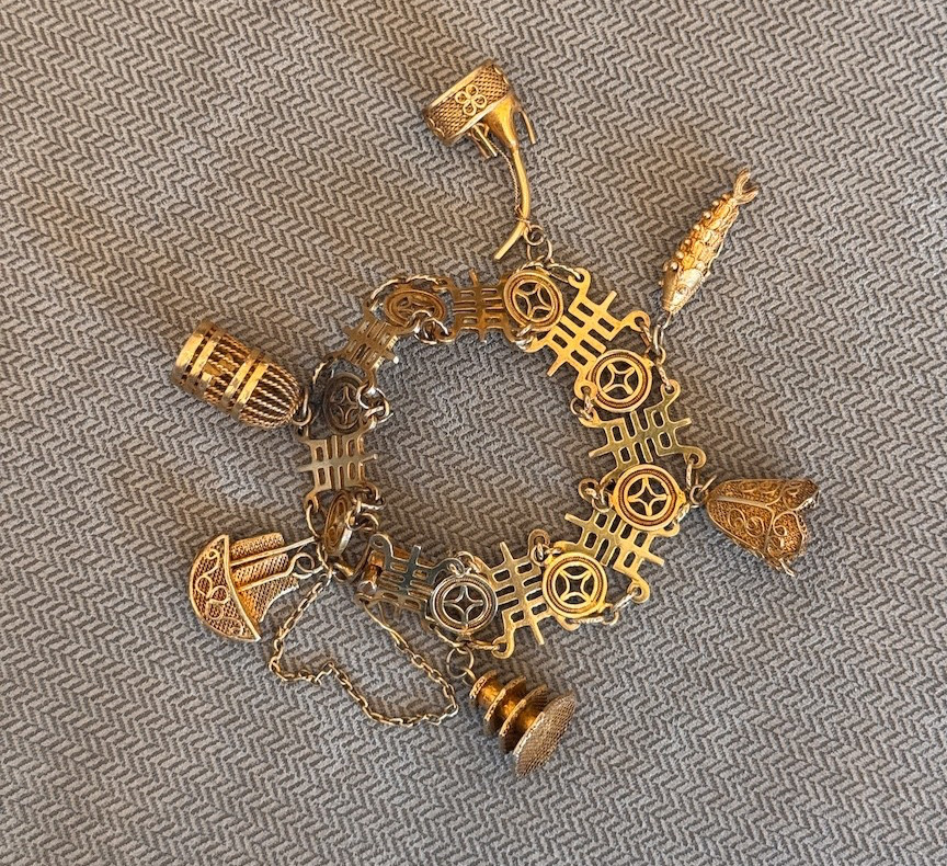 Vintage Chinese Gilt Silver Filigree with 6 3D Charms Bracelet