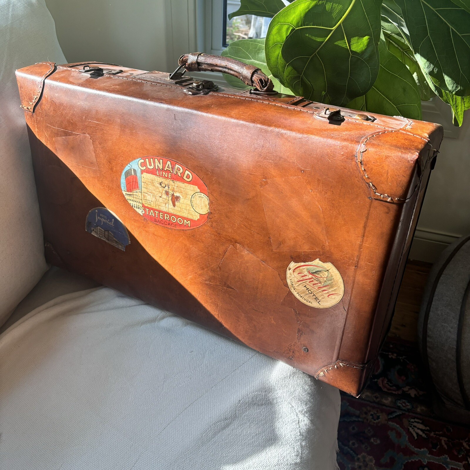 Antique Brown Leather Suitcase Luggage Steamer Trunk Sticker Travel Train Case