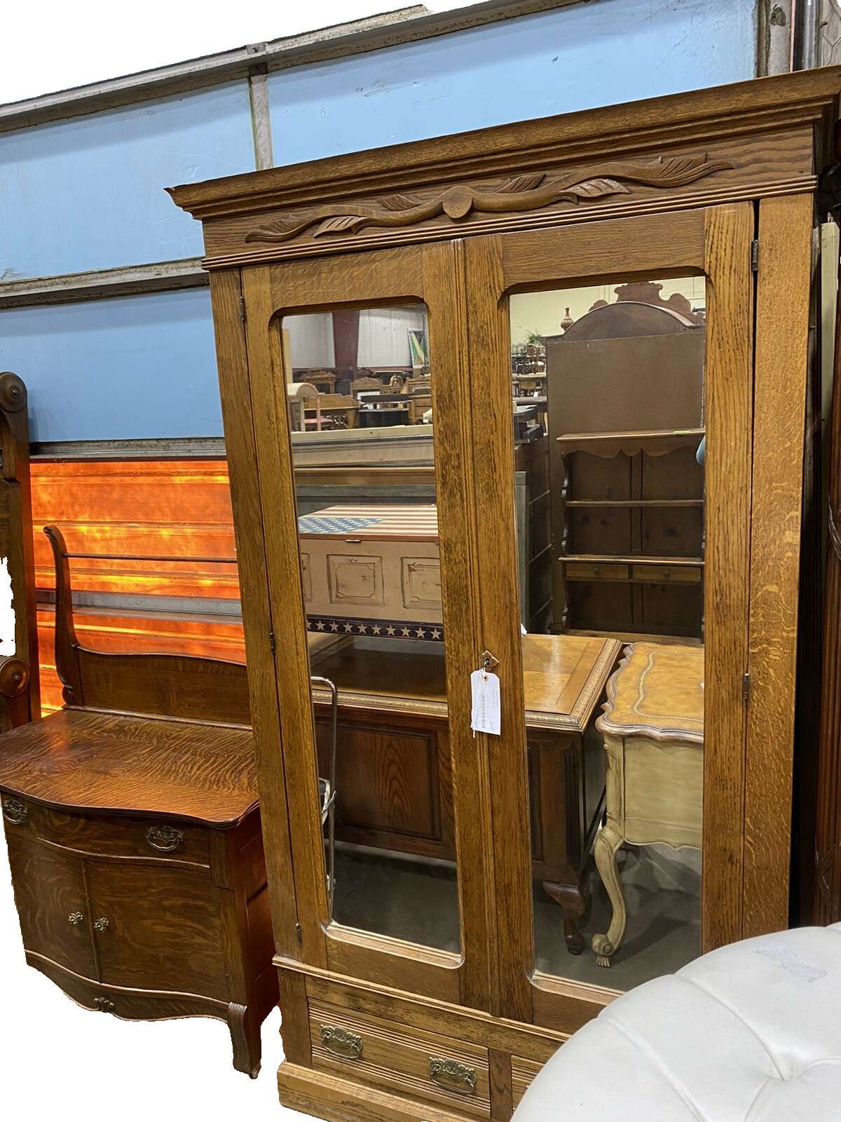 65564 Antique Victorian Oak 2 Door Wardrobe Cabinet