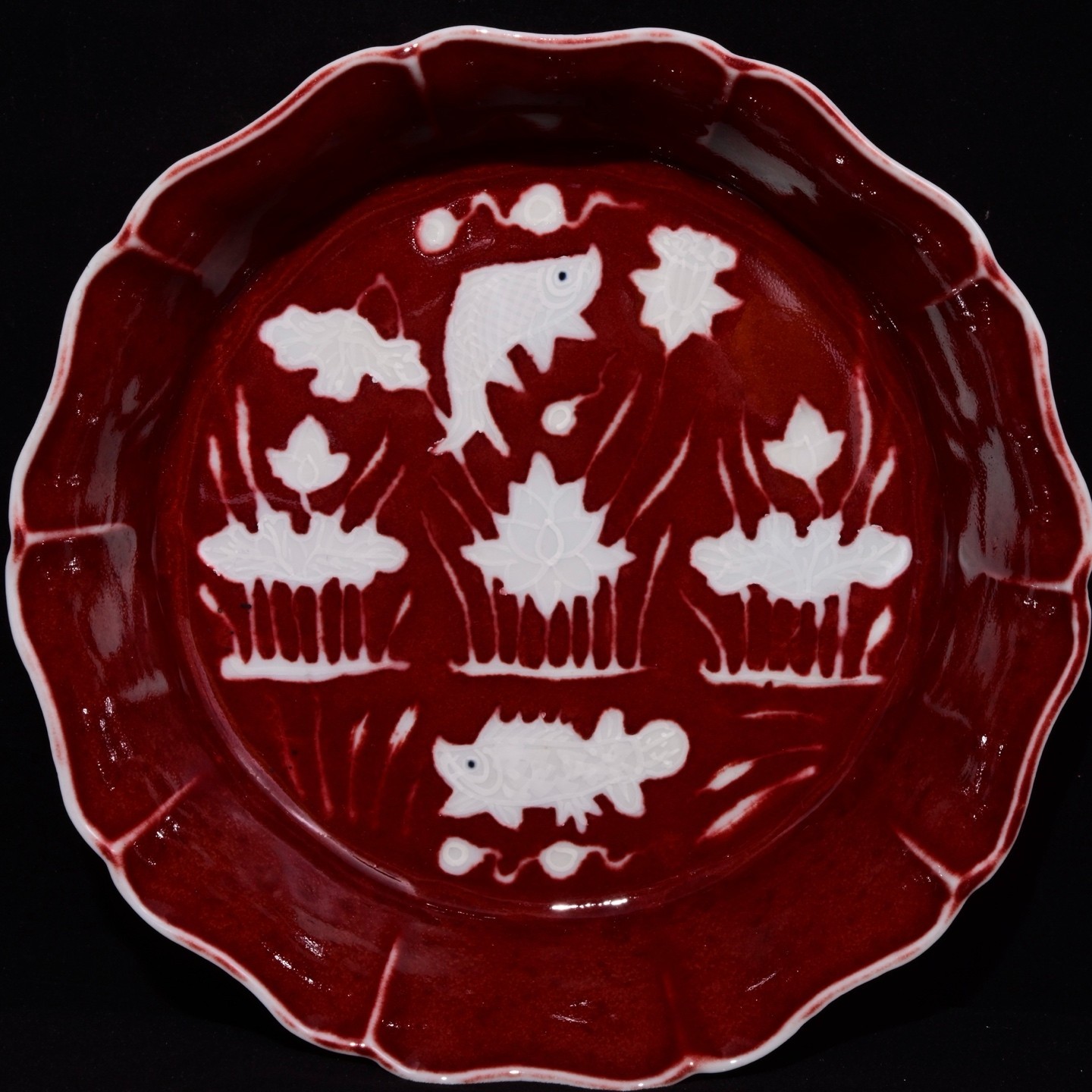 Nice Chinese Antqiue Art Hand Offering Red Porcelain Fish Wash