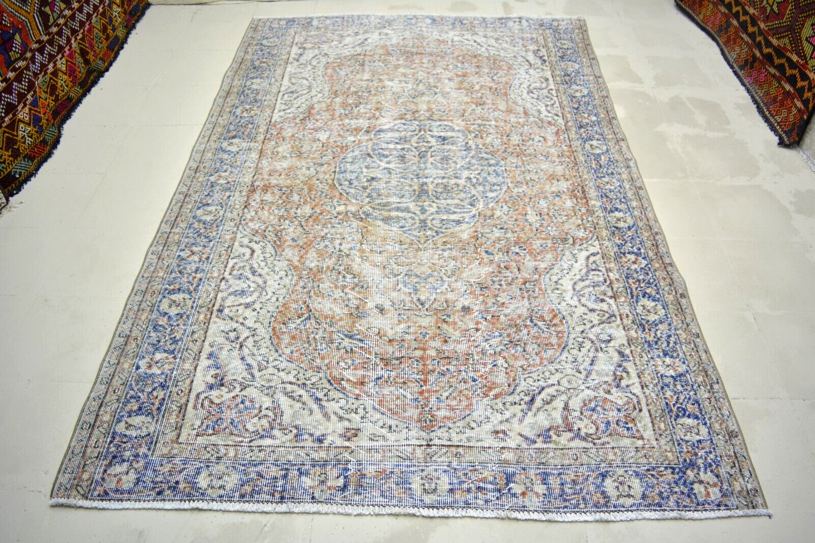 Blue Medallion Rug, Turkish vintage Carpet, 5.4x8ft, Traditional Antique Red Rug