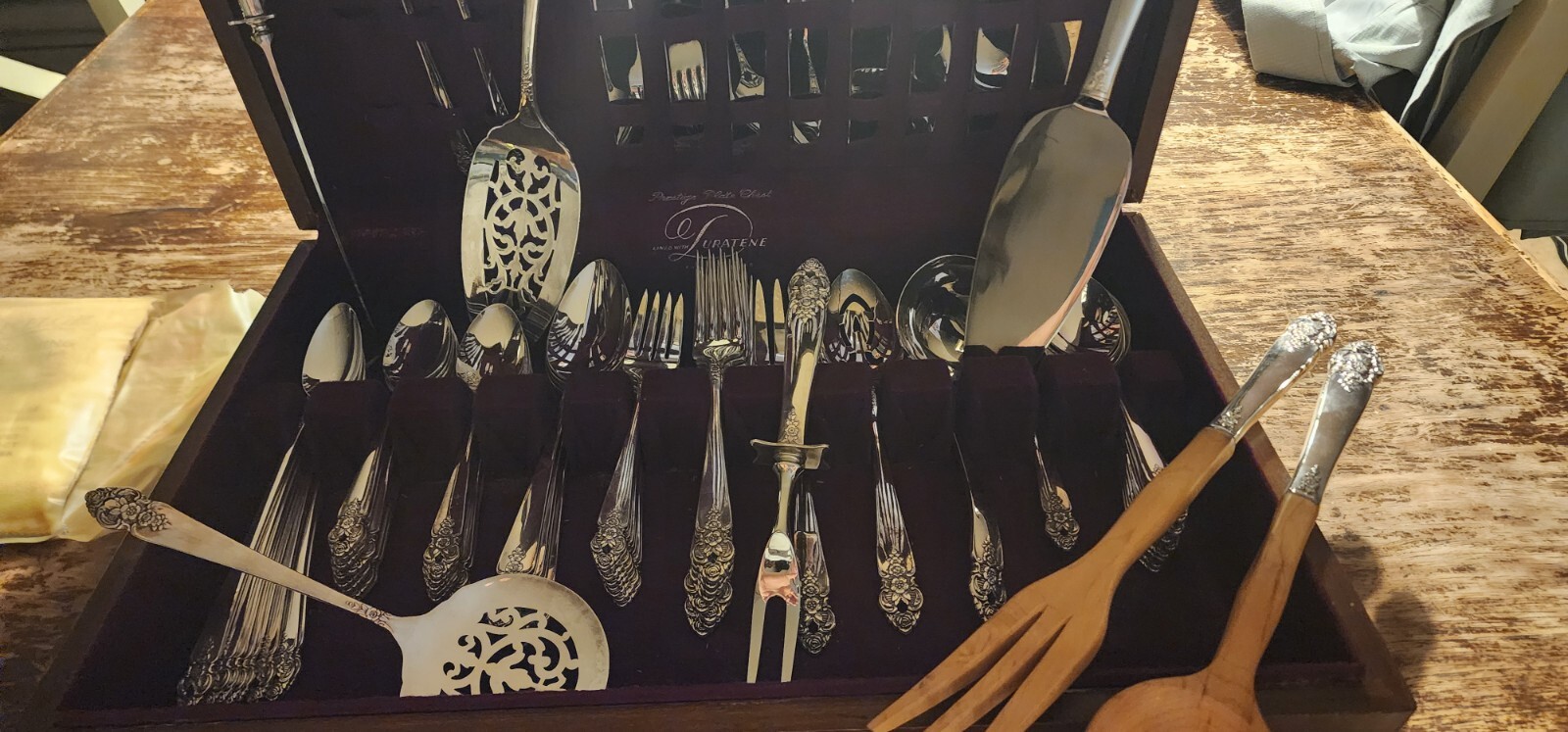 silverware set vintage 72 piece prestige plate in great condition