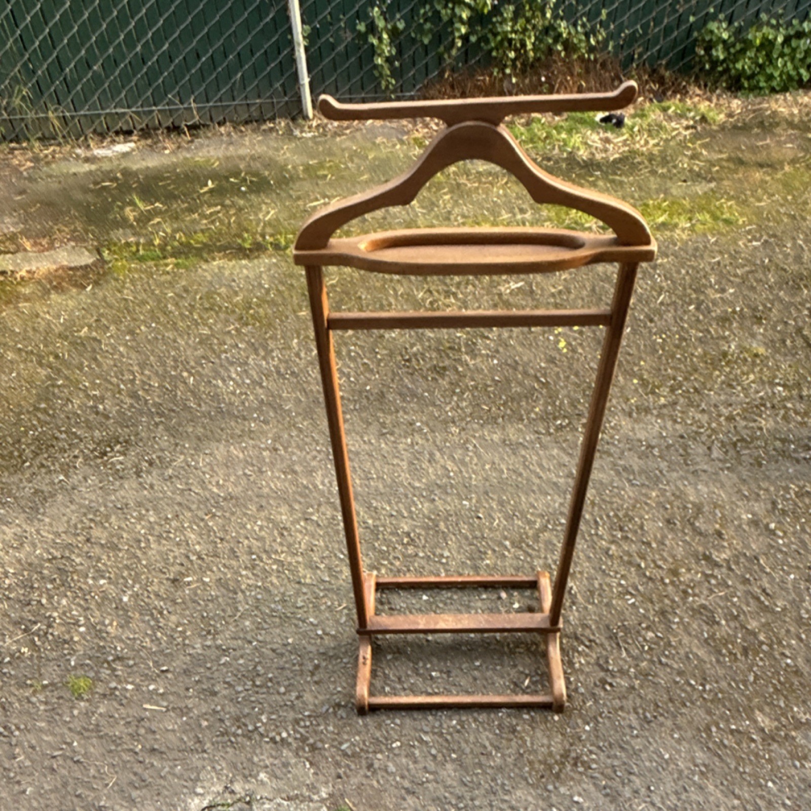 Wood Valet Stand Solid Brown Free Standing for Bedroom Entryway Clothes