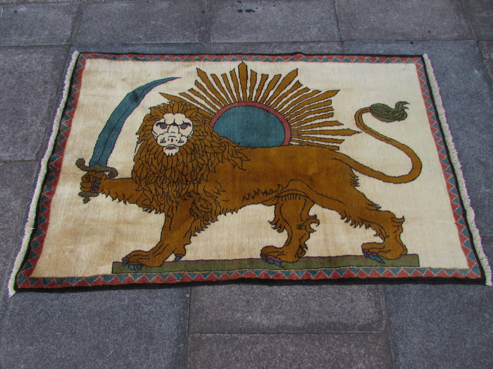 Vintage Traditional Hand Made Oriental Gabbe Wool White Rug 147x98cm Animal Lion