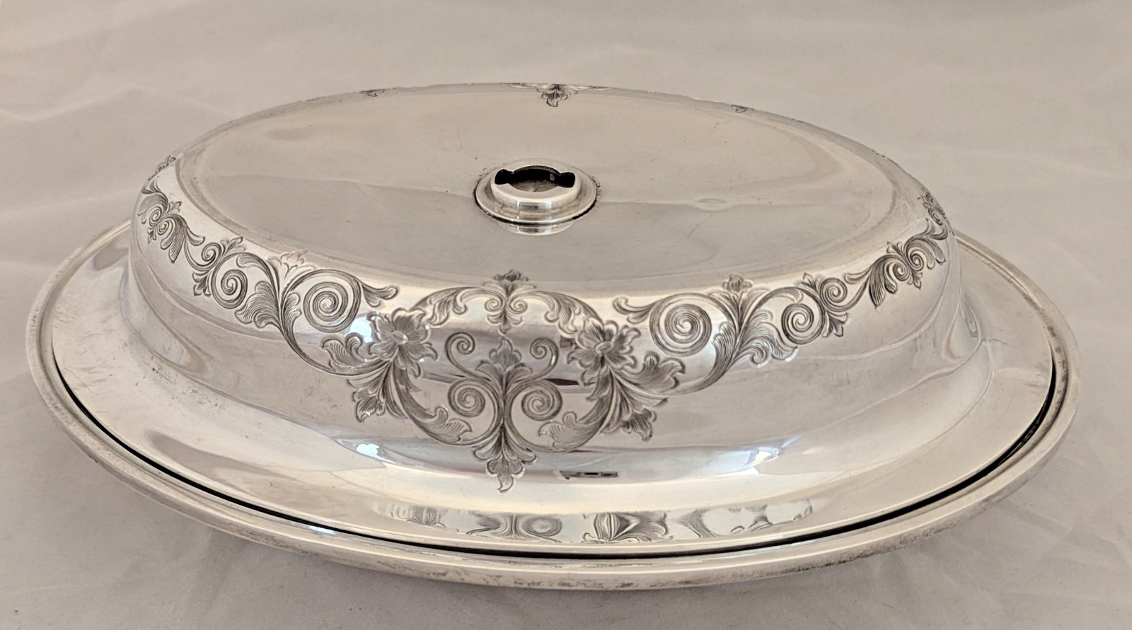 S KIRK & SON STERLING SILVER ENGRAVED OLD MARYLAND COVERED DISH/BOWL 1058g