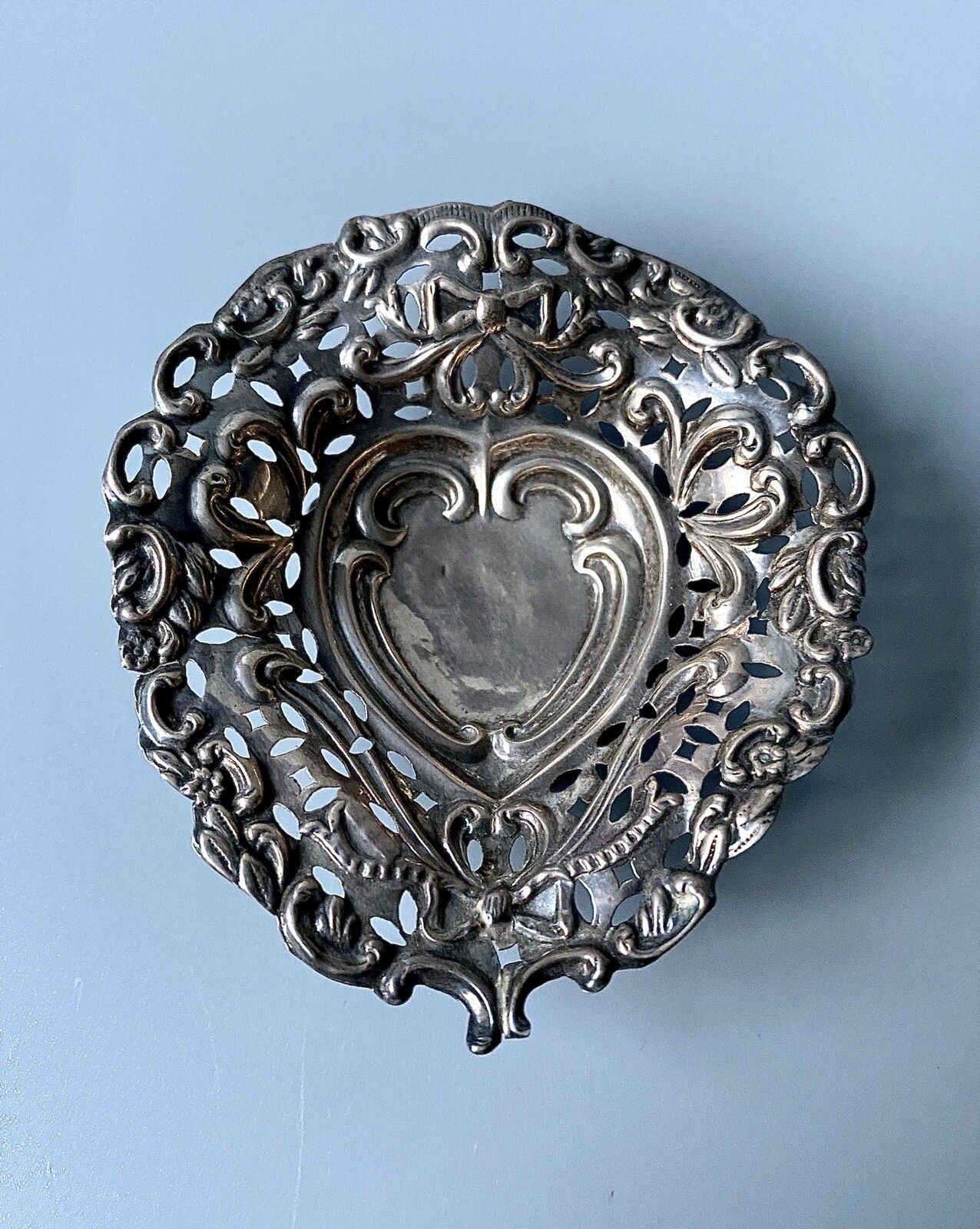 BEAUTIFUL British Victorian Sterling Silver OpenWork Dish C.1897 Birmingham