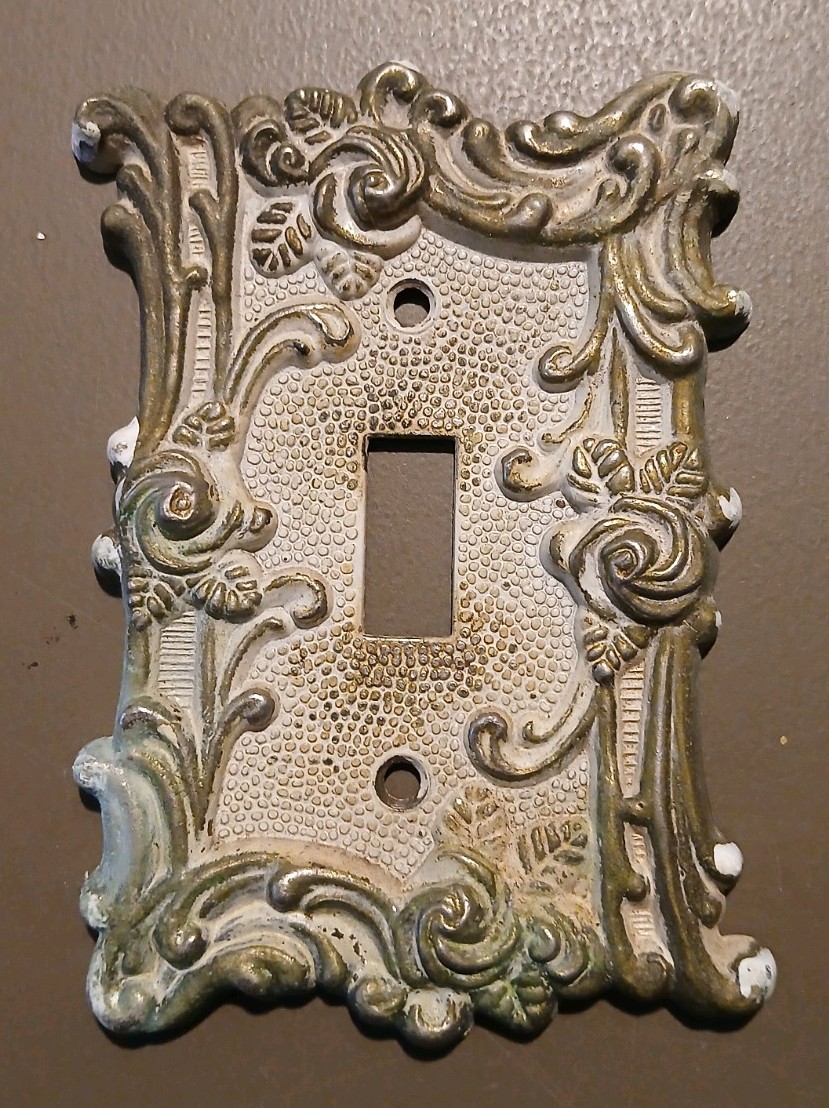 Vtg Floral Switchplate-American Tack & Howe Co 1967- Made In USA – Used