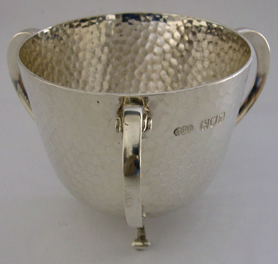 188g HEAVY STERING SILVER TYG CUP ARTS & CRAFTS 1905 LONDON PLANNISHED
