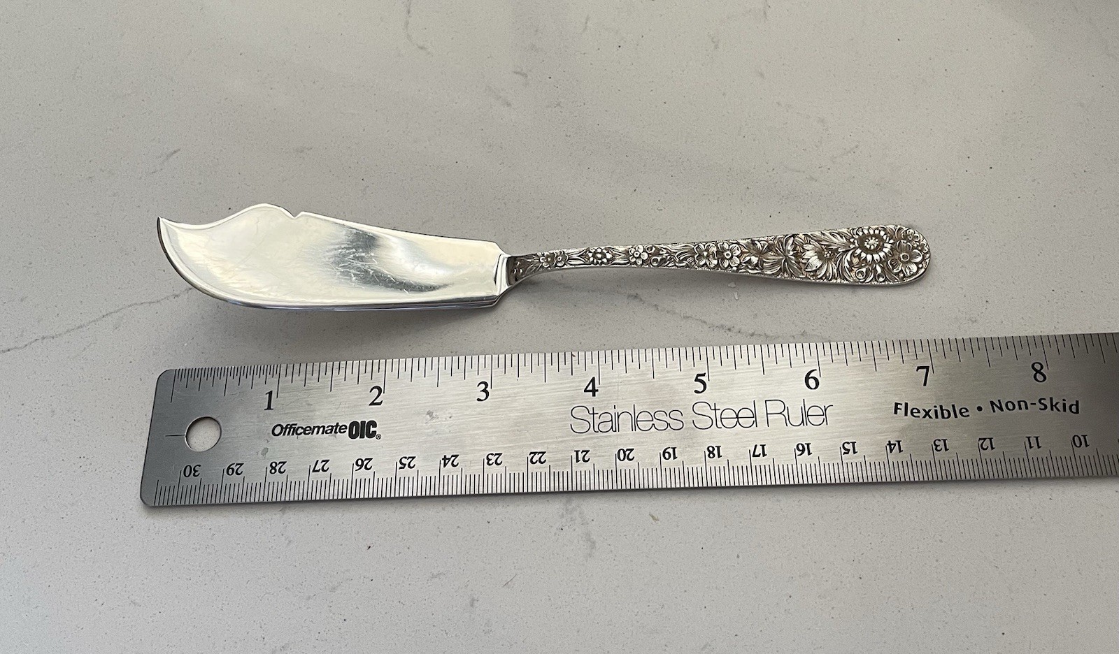 S.Kirk&Son REPOUSSE Sterling Silver Master Butter Knife, 7.25″ No Mono, 40 Grams