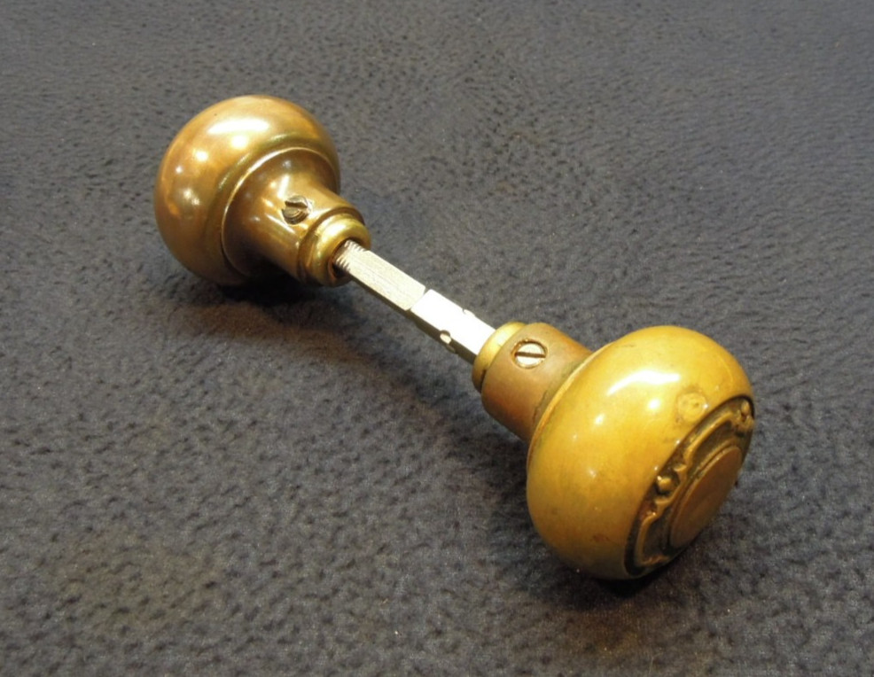 Antique Entry Mortise Lock Brass Knobs & Plates Cylinder Lock w/ 3 keys – Yale