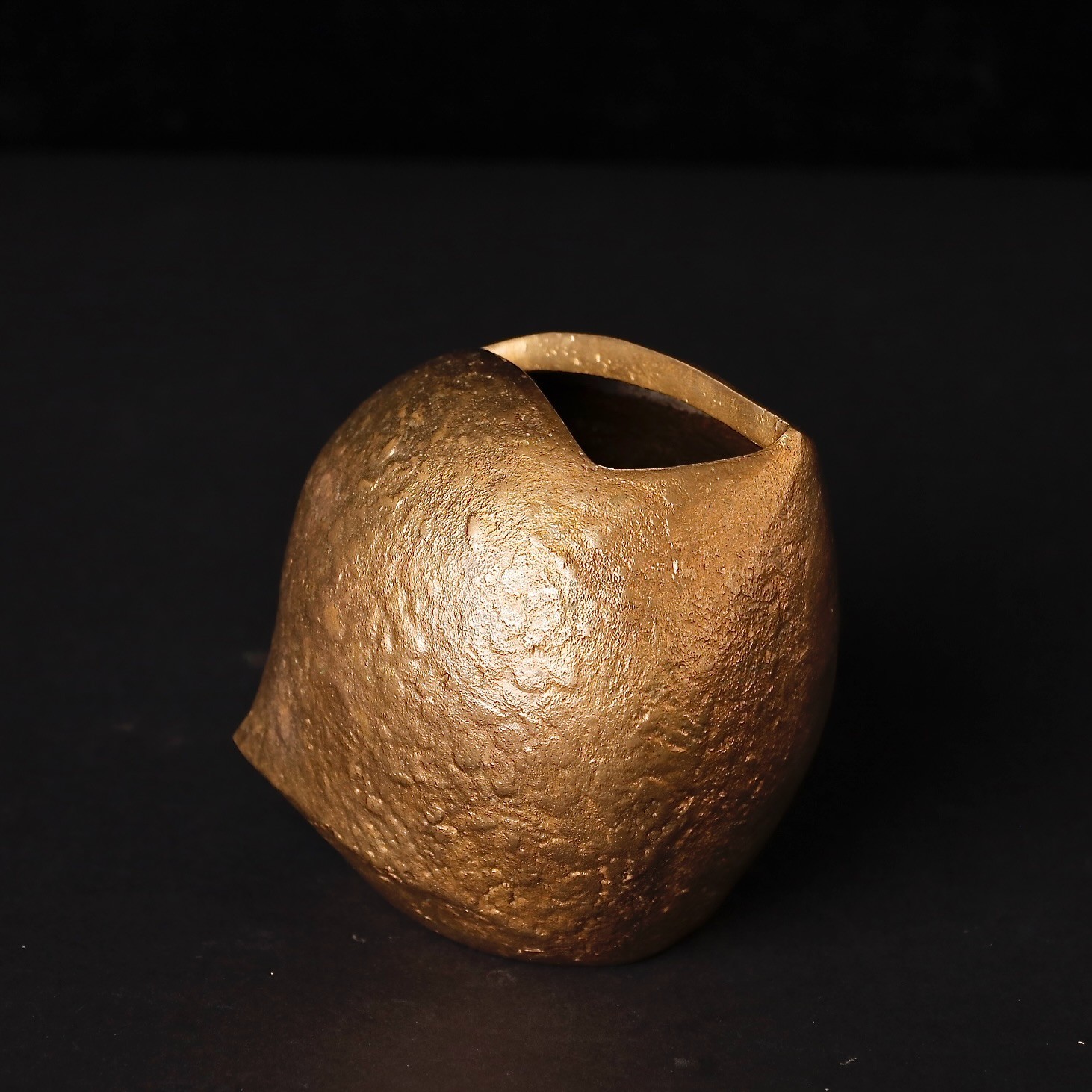 Unique shape Japanese Signed Bronze Vase by a Nitten Artist ZK78