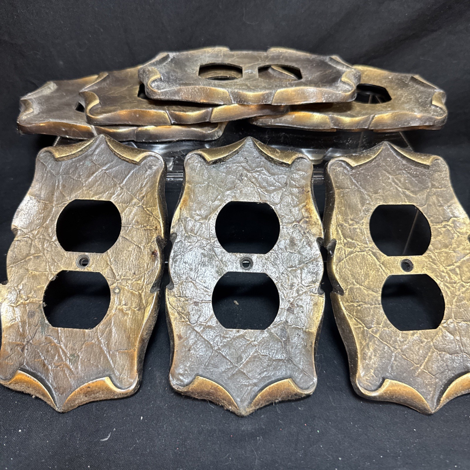 Vintage Amerock Carriage House Outlet Receptacle Duplex Cover Plate Antique Gold