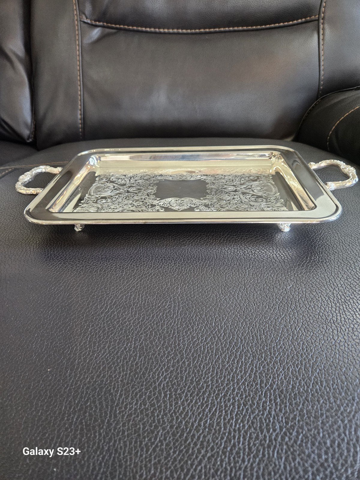 Vtg.Leonard Silverplate Serving Tray Footed Etched Ornate Legs 17″ x 9.75″ EUC