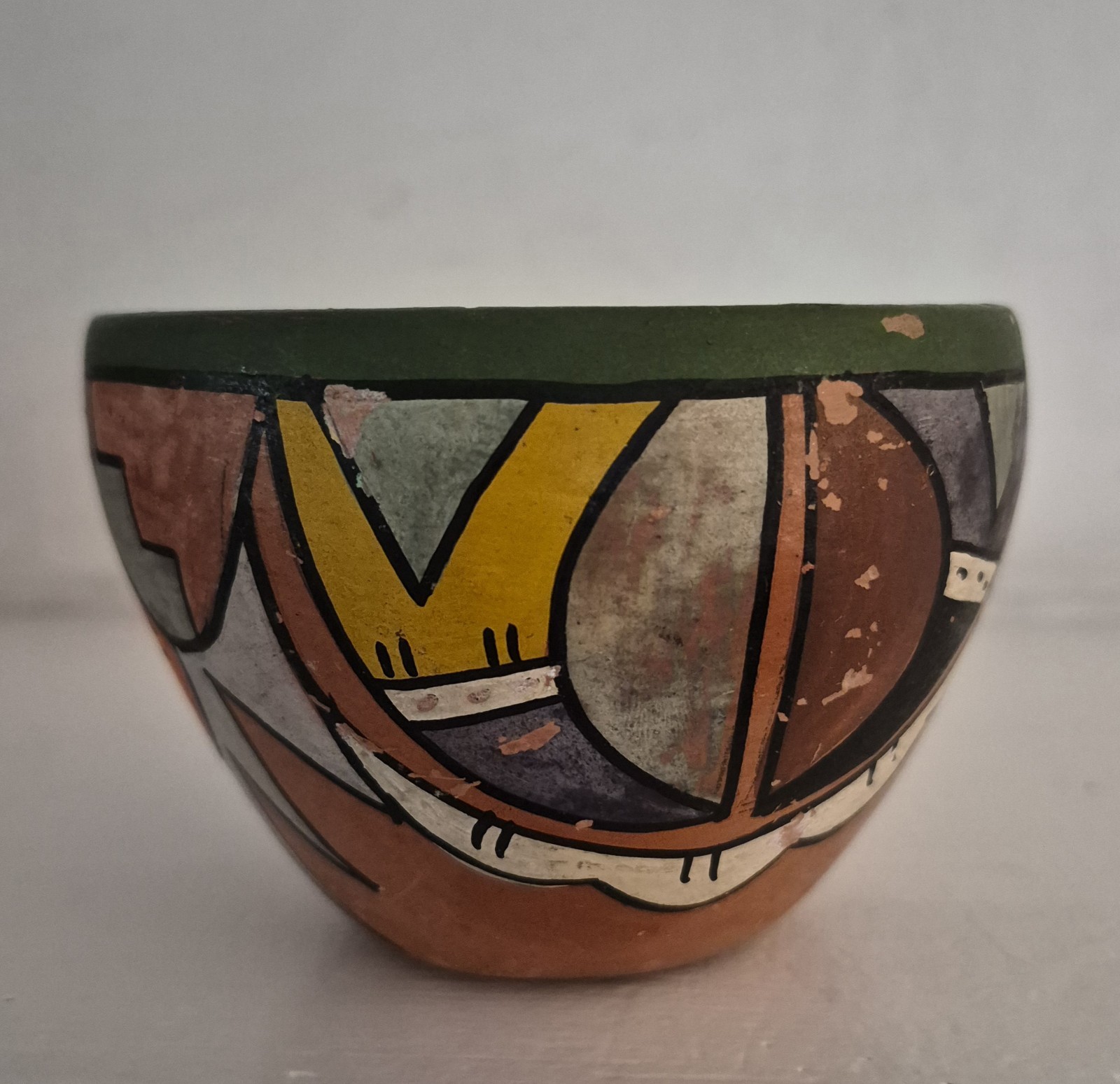 Vintage/Antique Native American Indian Pottery Bowl Hand-Painted Geometric 3″x4″