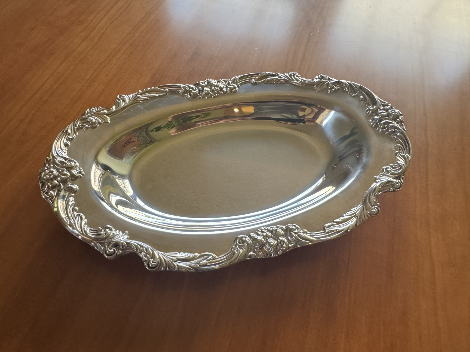 Reed & Barton king Francis serving bowl 1672