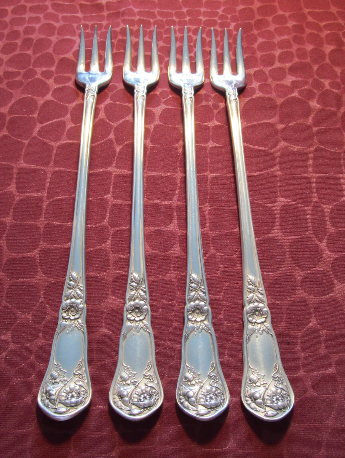 WILDWOOD 4 Shrimp Cocktail Forks 1908 Art Nouveau Silverplate No Monograms bu