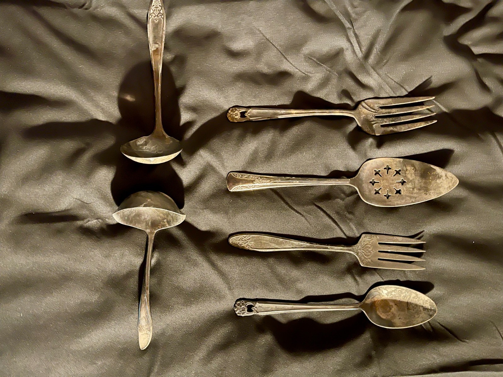 Tarnished Silverplate Flatware/Serving Utensils 23 pcs-Craft/Decor/Restoration