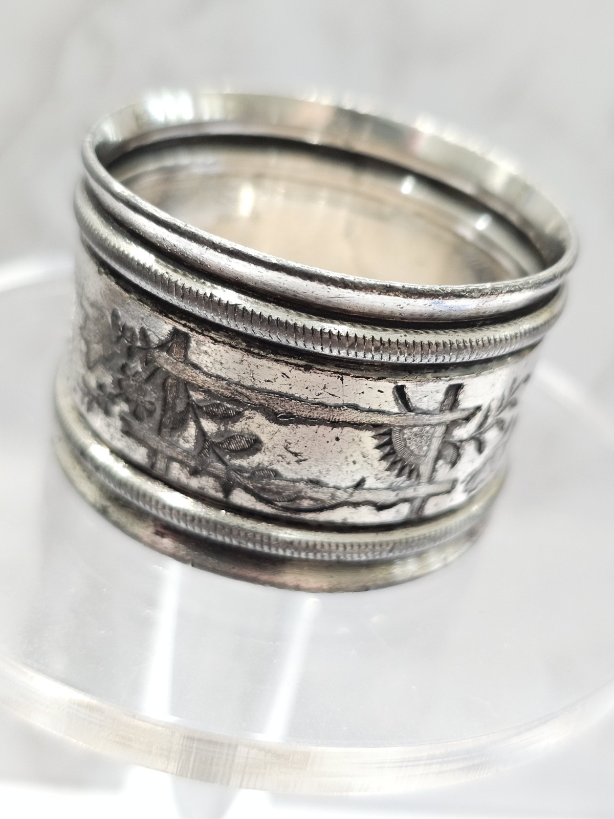Vintage ? Antique Silver Plated Napkin Ring Victorian Sun Flower Can Be Engraved
