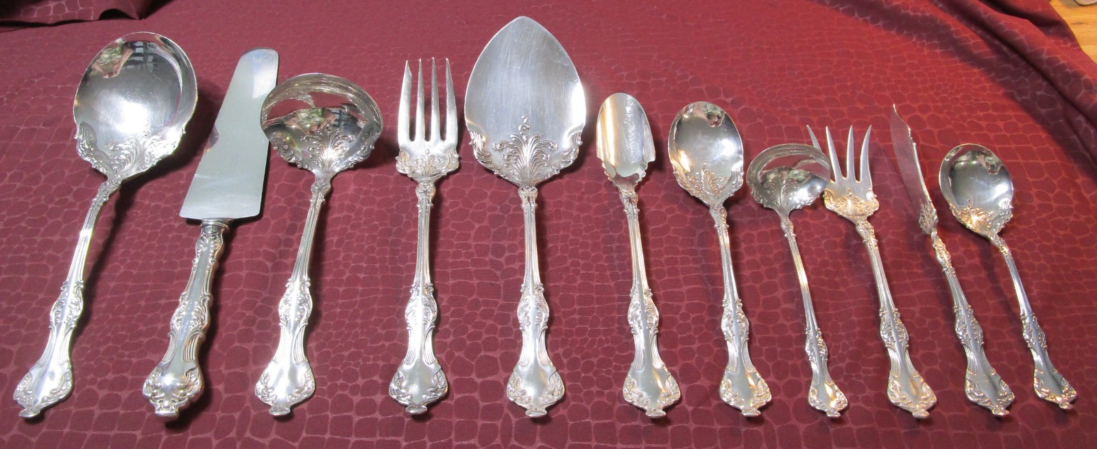 CREST 11 Serving Pieces 1906 Art Nouveau Rogers Silverplate No Monograms lot