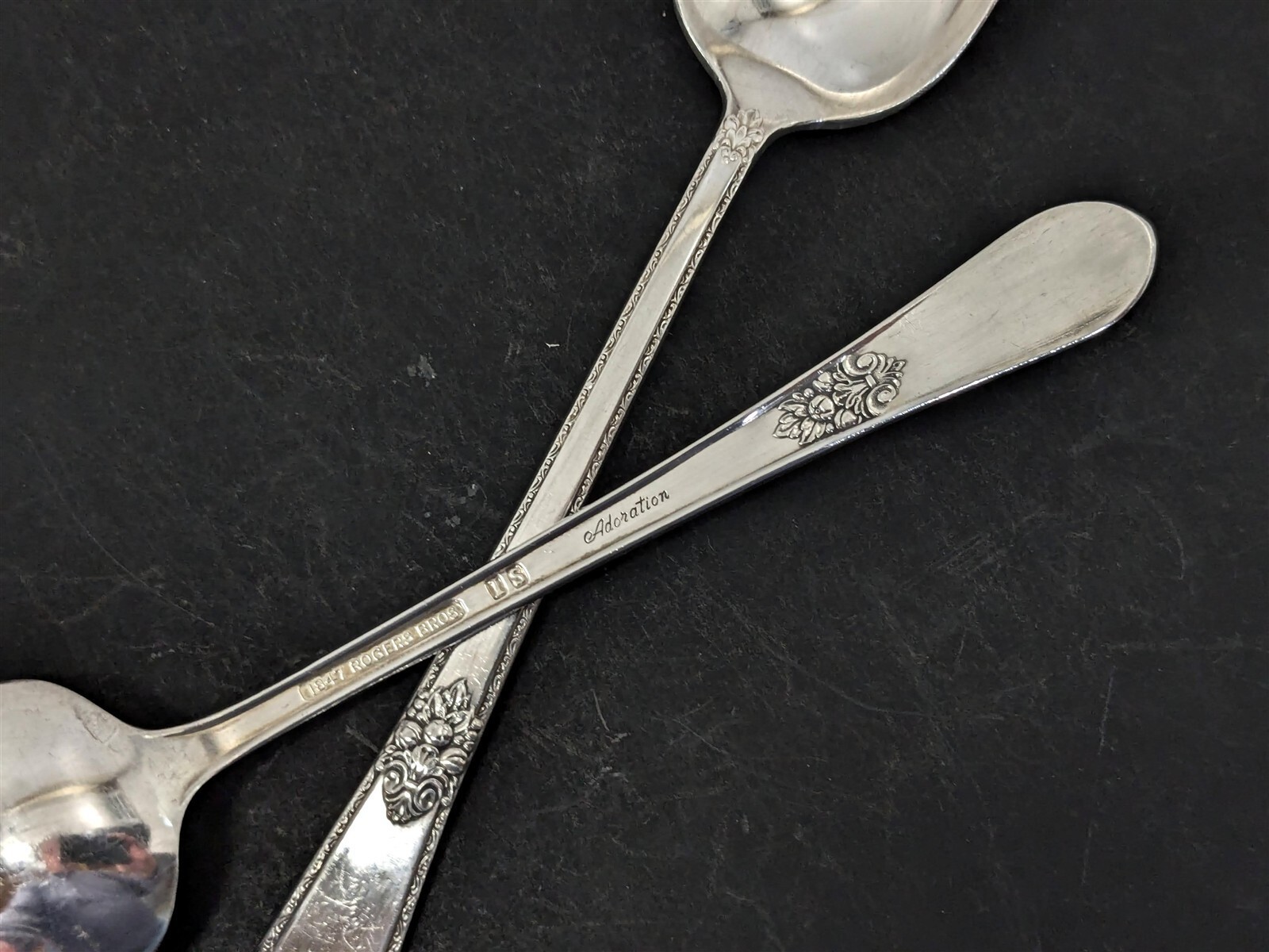 1847 Rogers ADORATION 2 Large Serving Spoons 8-1/2″ Silverplate Flatware 1930