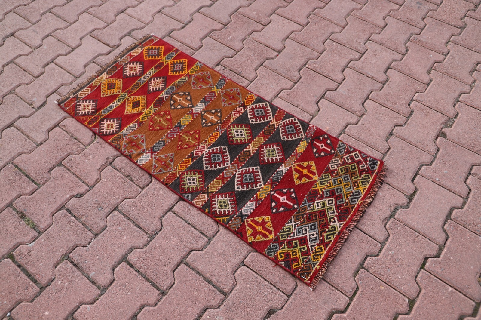 Oushak Handmade Carpet Red Kilim Turkish Rug Cappadocia Embroidered Rug 2x4ft