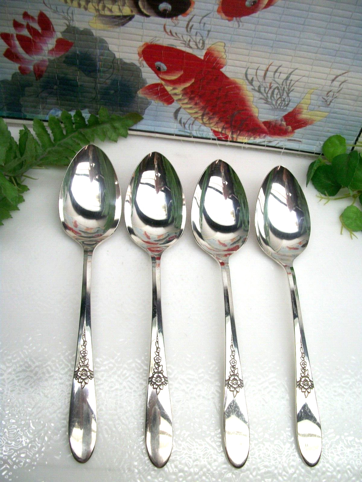 4 Oneida Silver FANTASY Silverplate Oval Place Soup Spoons 1941
