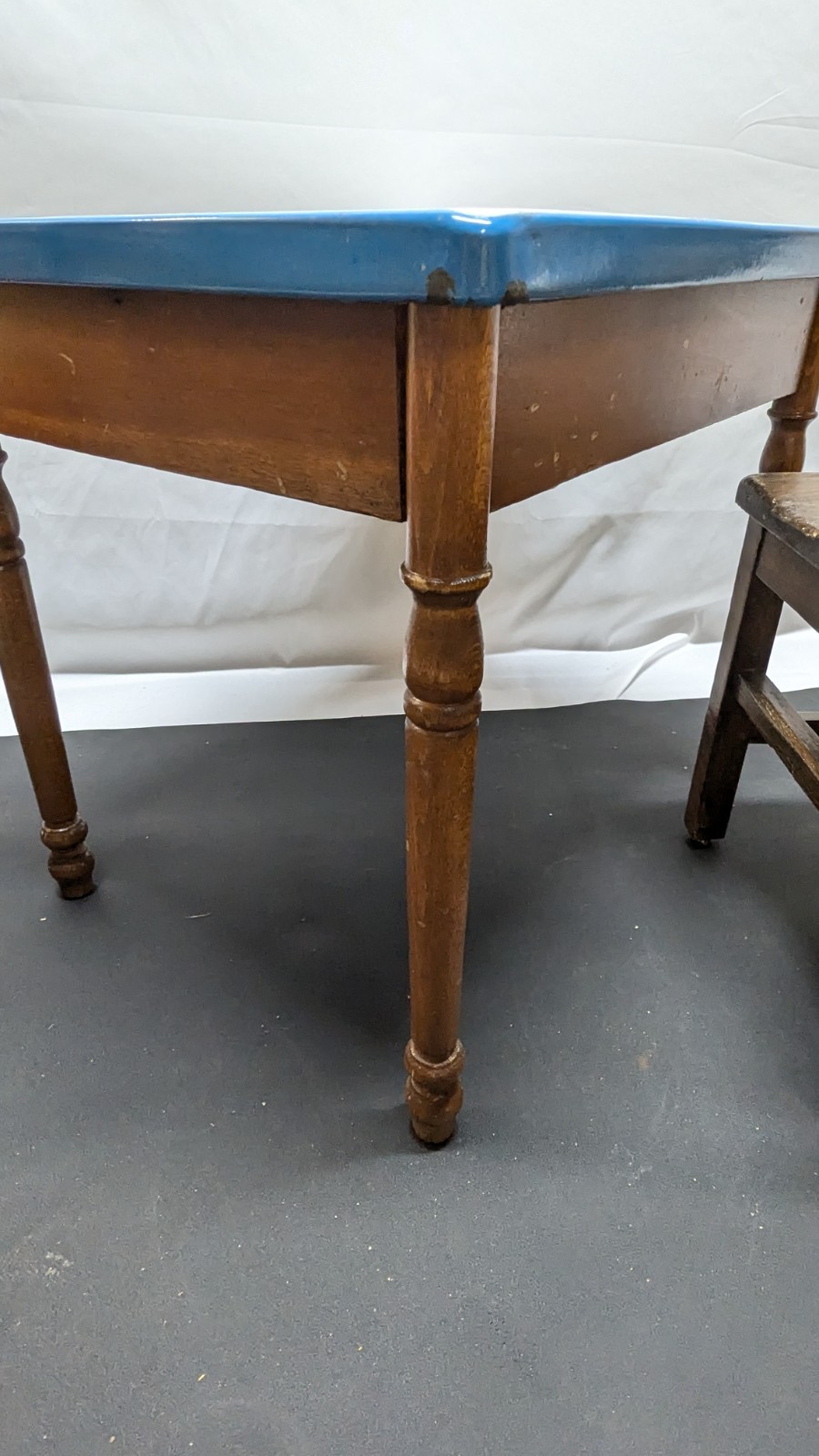 Antique Porcelain Enamel & Wood Small Childs Teaching Table And Chair Farmhouse