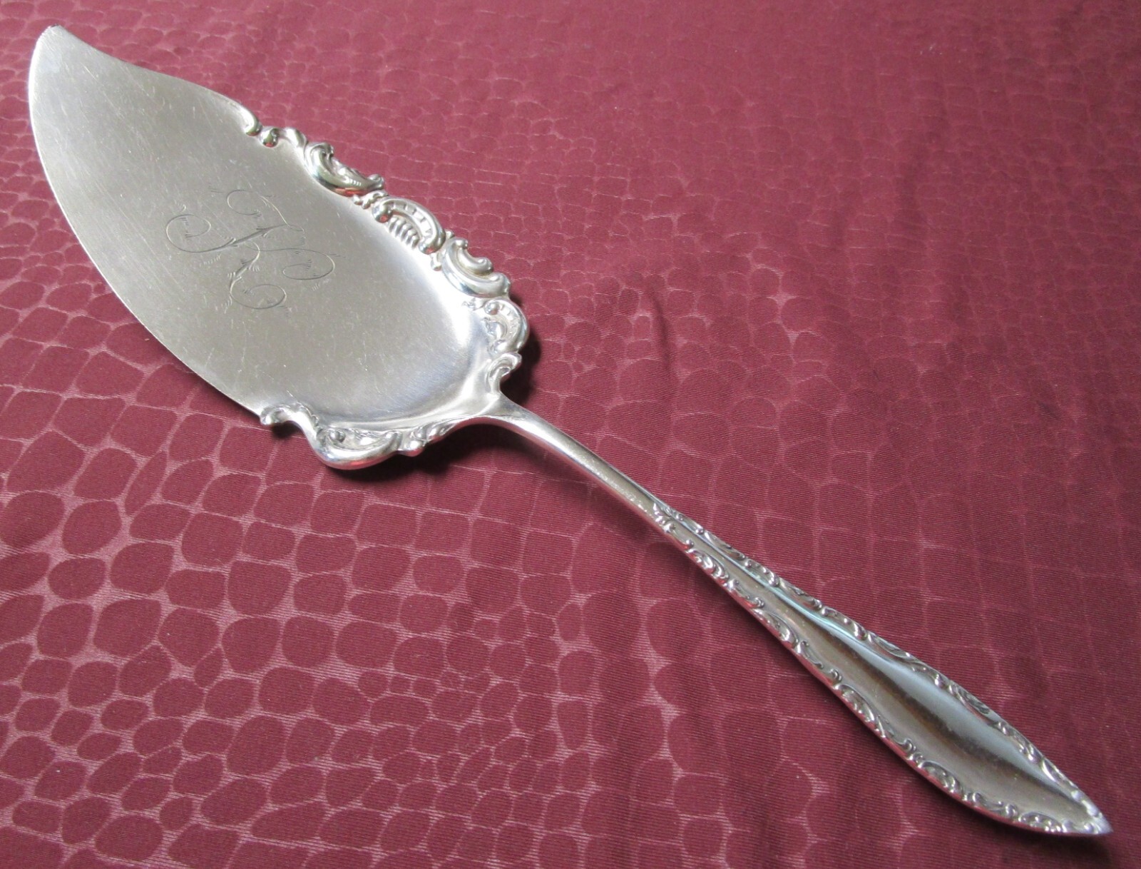 SAVOY Ice Cream Slice or Fish Knife 1895 Silverplate K Monogram on Blade gu