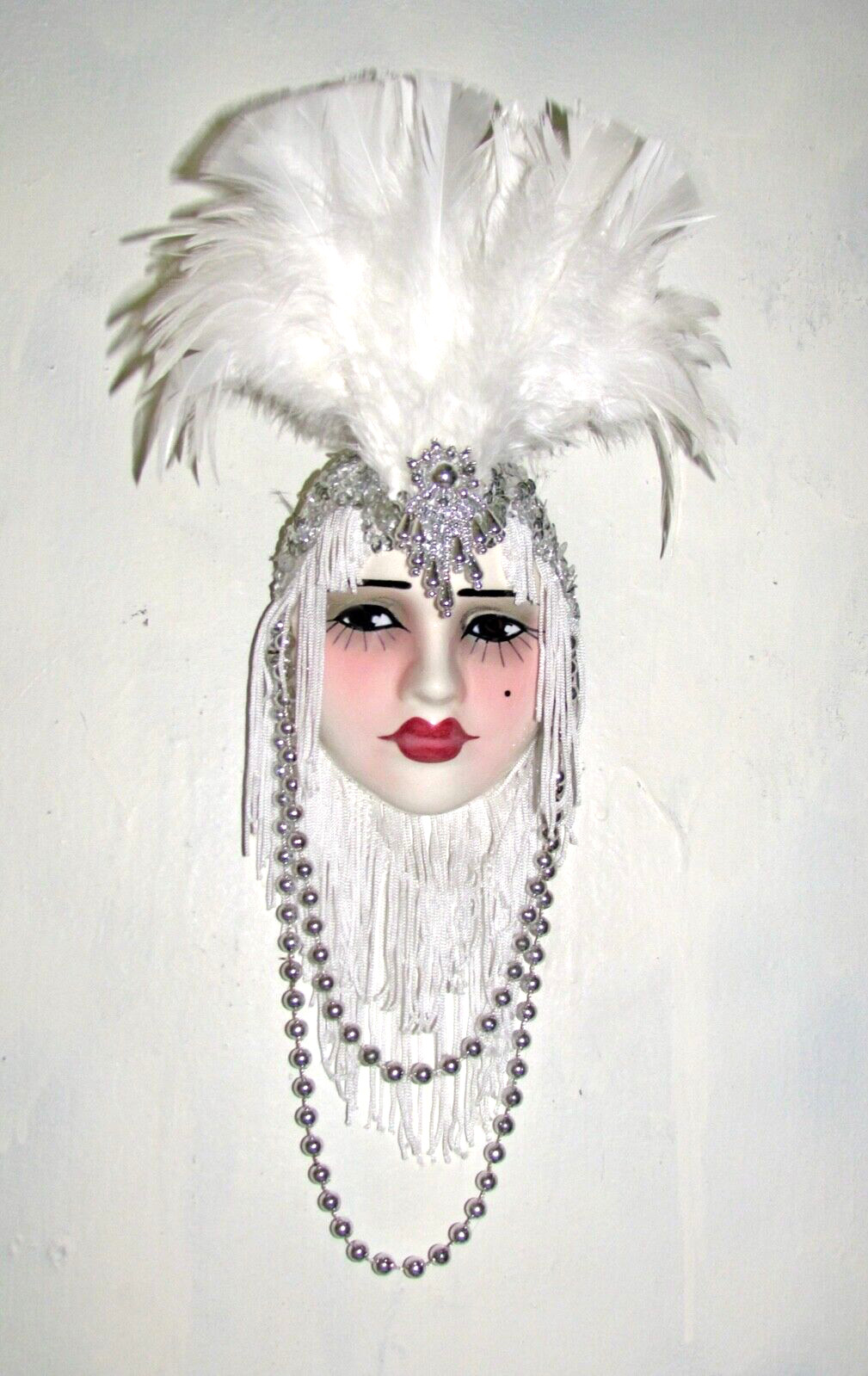 Unique Creations Lady Face Mask Wall Hanging Decor – NEW IN BOX