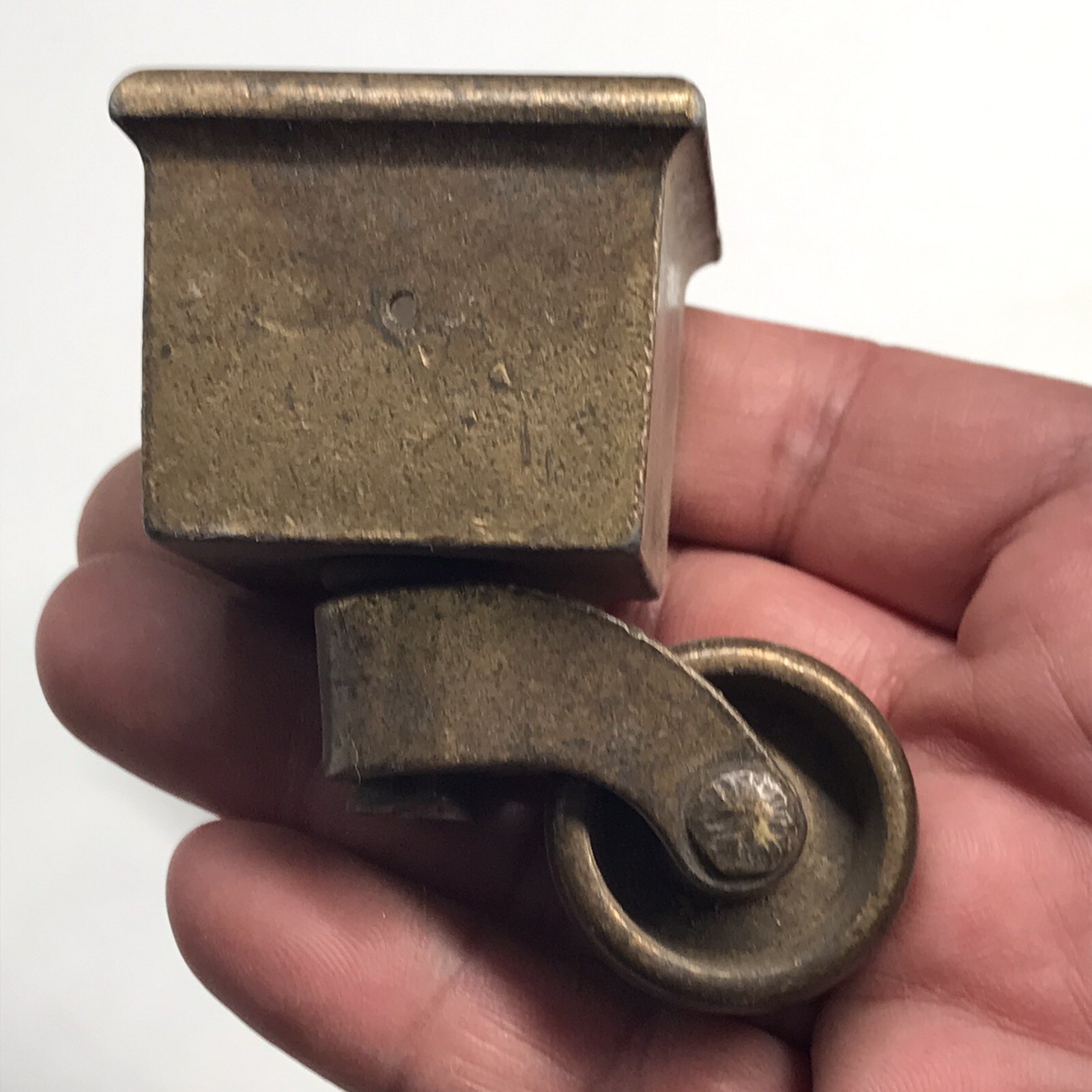 2 VTG Brass Square Cup Caster Hardware 2.5″ Tall 1″ Dia Wheel Cup 1.25″ Square