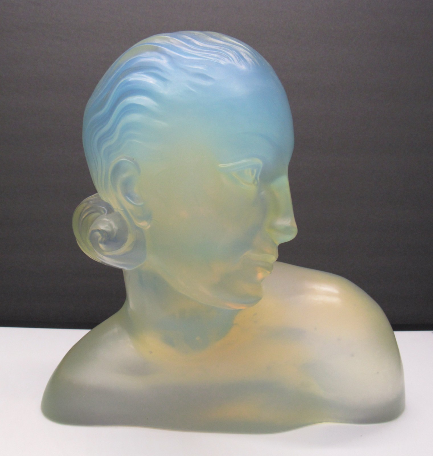 Rare SABINO Opalescent Art Glass Lady Bust w/Lighted stand ca.1920’S Lalique Era