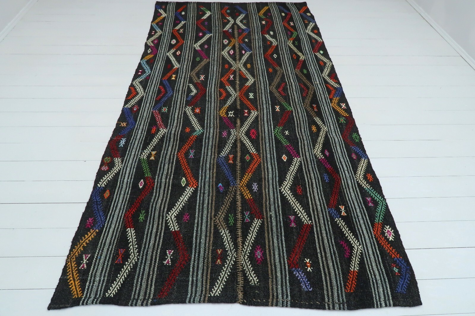 Anatolia Turkish Tribal Kilim Embroidered Black Gray Rug Wool Floor Rug 55″x108″