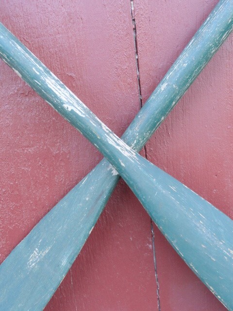 Antique Boat Oars 7 1/2′ Long Wonderful Old Green Paint Decorative Copper Tips